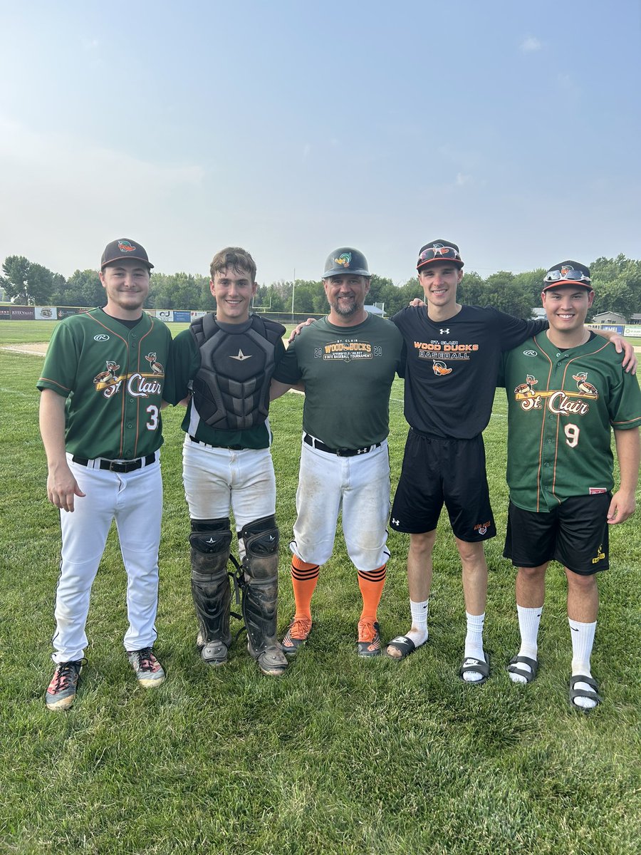 Ducks win 11-0 in 8 vs <a href="/LeSueurBraves_/">Chief</a> .Lattes of the game brought to us by our friends at affordable jetting your #1 in the 2 business go to Evan Furst CG gem, <a href="/adamtimm/">Adam Timm</a> a hit and dished a gem, <a href="/BenJHopper/">Ben Hopper</a> walk of 💣, <a href="/DannyMcCabe511/">Danny McCabe</a> with 3 hits 2rbi and 2 runs scored.