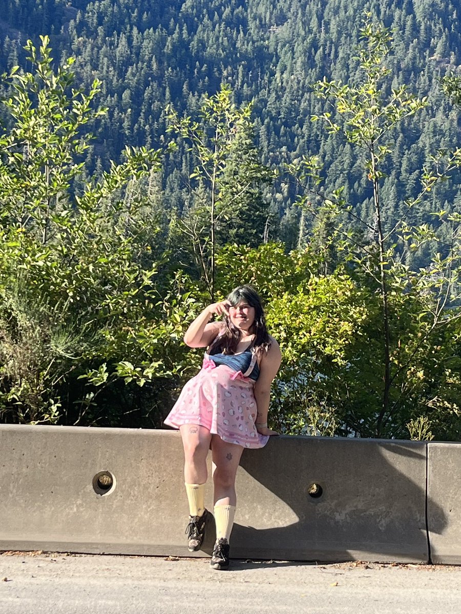 oceanofstarrs's tweet photo. *In need of mutual aid*
I’m physically disabled with POTS disease and recently got heat exhaustion causing me to miss a few shifts.  I’m approximately 200 CAD short for rent in august. Anything is appreciated as I’m extremely stressed at this time

https://t.co/tIqp358ECr https://t.co/pMZejxe7HD