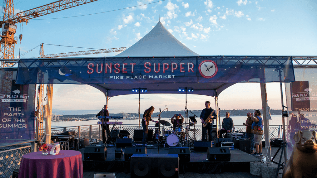 AbiAmdor1's tweet photo. #SunsetSupper is the #party of the #summer
#Seattle #pnw #Pacnw #homesweethome
https://t.co/FWN1kxth9A https://t.co/7Sm0sK8EvM