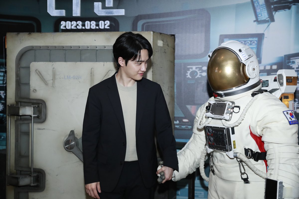 TGVCinemas's tweet photo. Good morning! 🫣🫣

Photos from #TheMoon Press Conference! https://t.co/eiyxgKMDIT