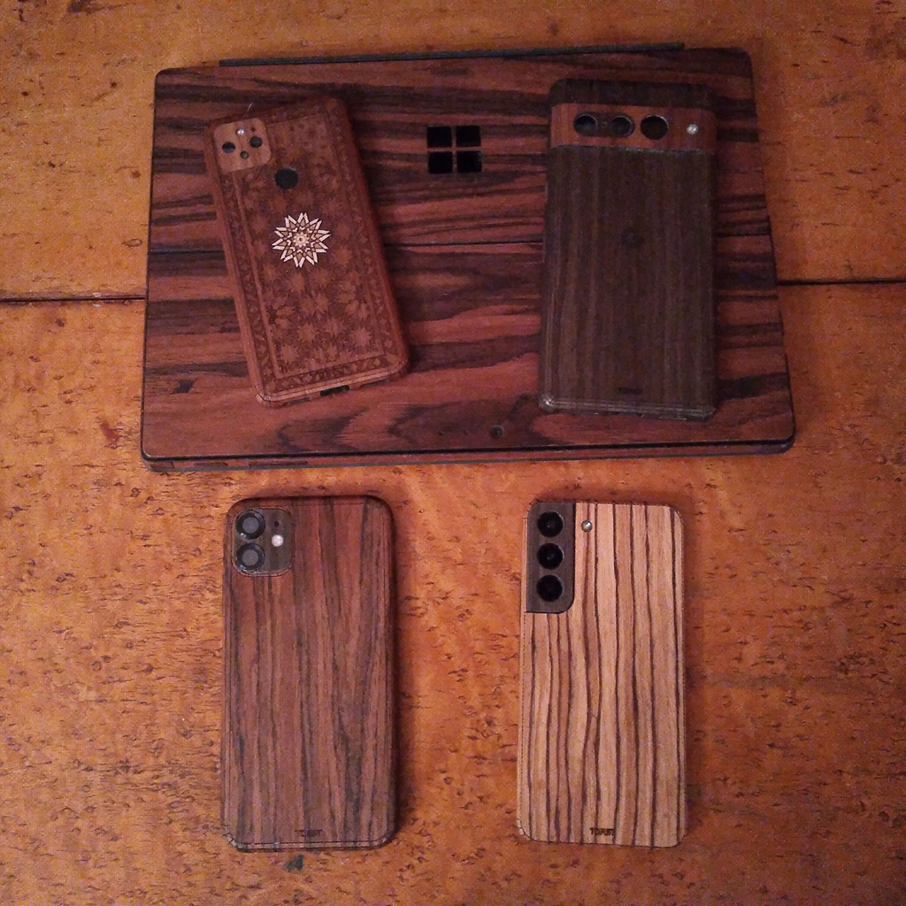 Toastmade's tweet photo. Toast for the whole family!
#customcoveroftheday #phonecover #woodworking #custom #toastmade #iphone #macbookpro #android #realwood #woodcover #handmade #madeinusa #portland #oregon #smallbusiness #maple #lyptus #rosewood #ebony #walnut #sustainability #sustainabilitymatters https://t.co/ZEeW13pWD7