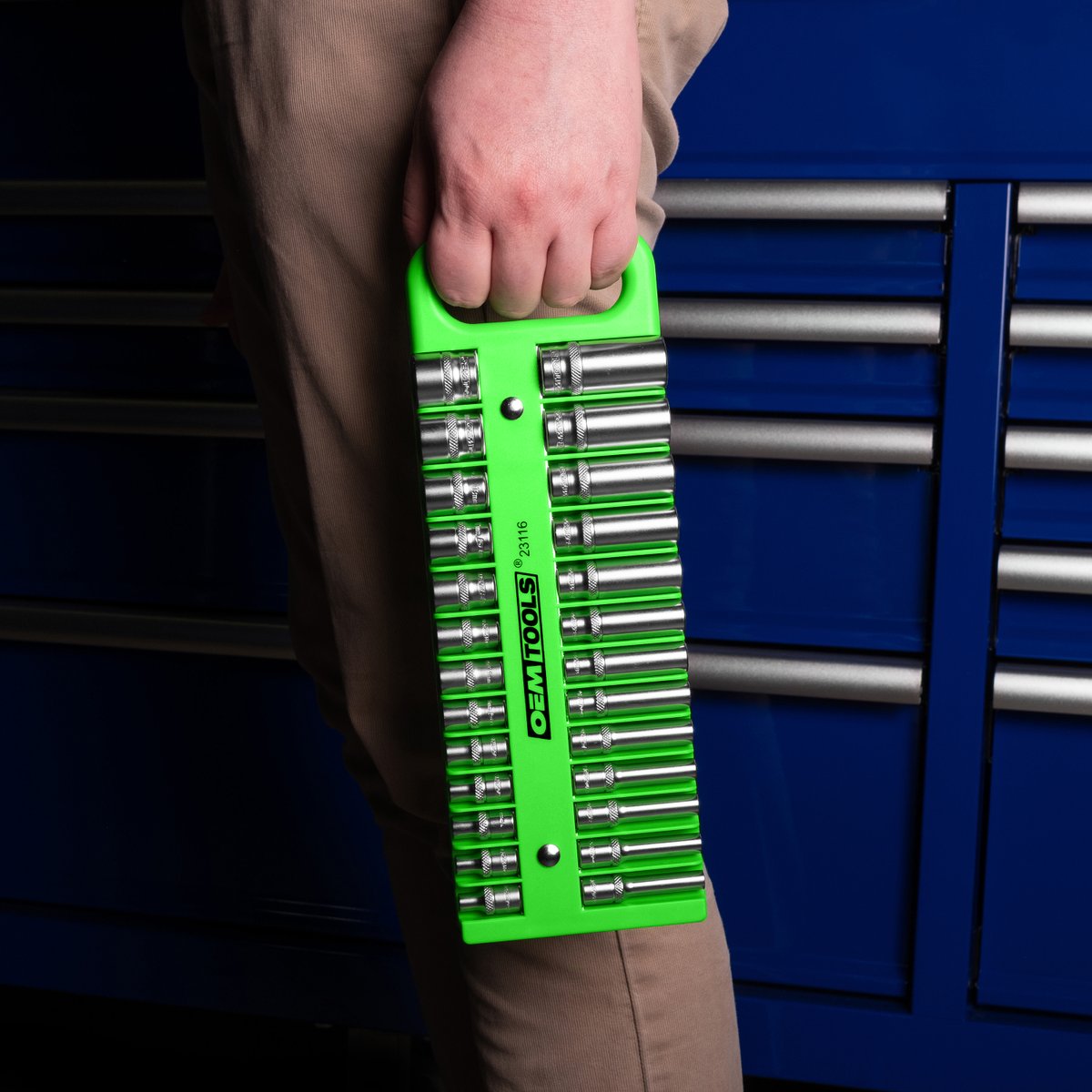 oemtoolsusa's tweet photo. Stop searching for sockets.
The OEMTOOLS 23116 Portable Magnetic Socket Organizer makes it easy to grab the socket you need right now, and keep the ones you'll need later. https://t.co/uObzaCKYxs