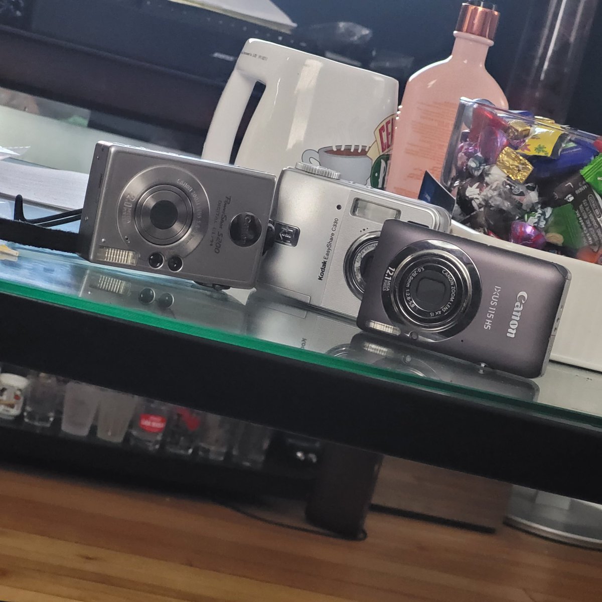 Lil weekend update ! 
Went to the zoo ate some food started collecting cameras let's see how tht goes