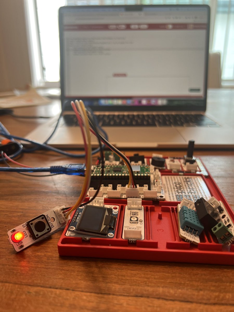 claire vo 🖤 tweet media