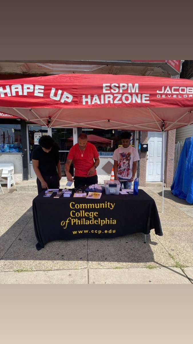 ESPMHAIRZONE's tweet photo. Education is the key CHANGE in our communities. Please stop by the shop to get a free haircut if you complete a new student admission application. Recent high school graduate and adults look into jumpstart your career we have the programs to get you started . https://t.co/vziEhv4cR2