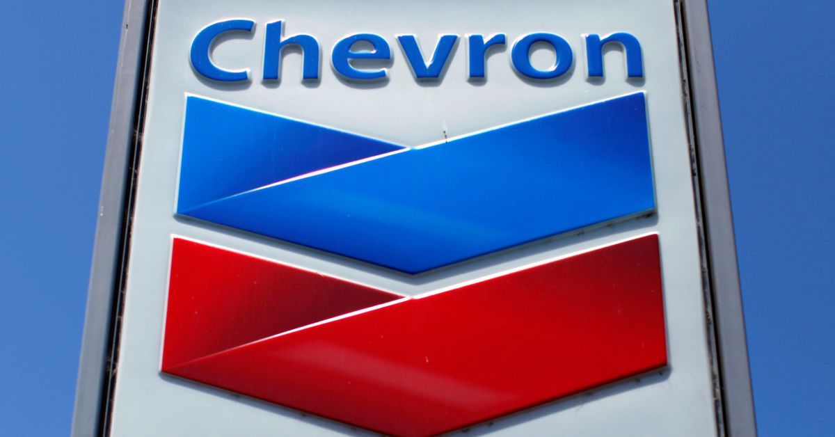 Reuters's tweet photo. Chevron's $6 billion second-quarter profit tops analysts' outlook https://t.co/gdIqgeaK4V https://t.co/80liWgA5RW