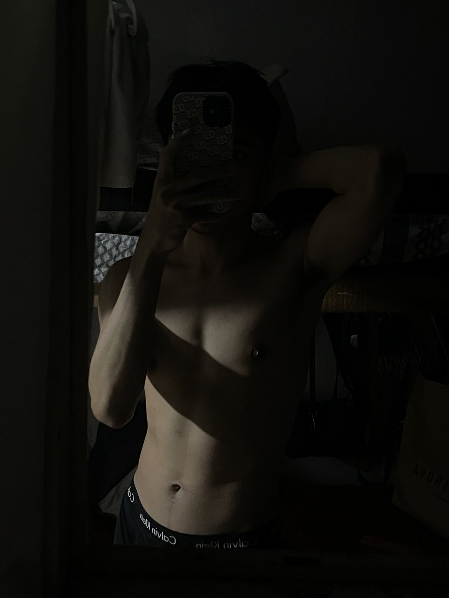 cedrickslay's tweet image. insta: cedrickslay 💪🏻