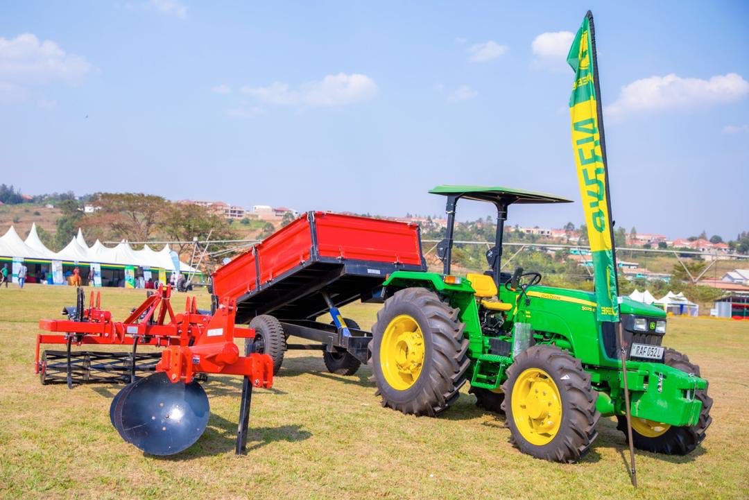 Good morning! If you are in Rwanda, remember to visit RWANDA Agriculture Show which is taking place in Gasabo(Mulindi). 

Come and learn how technology is changing the Agriculture sector! 
 #RwandaAgriShow2023
