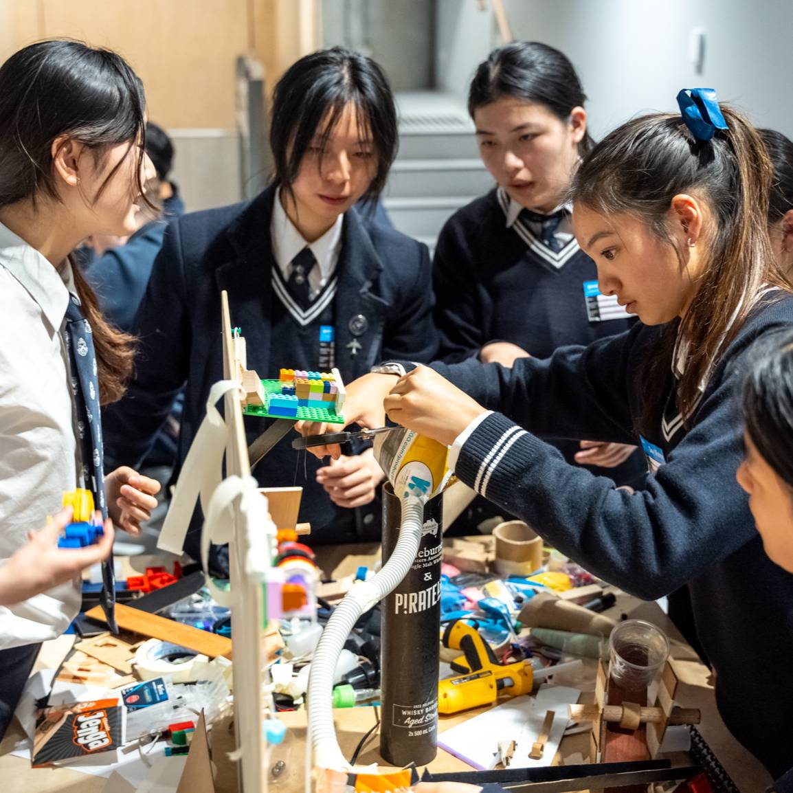 Last week, six Year 10 students visited the UniMelb's Telstra Creator Space. Here, they were given repurposed materials to build a complex machine that performs a single task. In a few weeks time, the students will return to the lab for competition day!