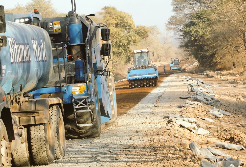 Road construction works along the Bulawayo-Victoria Falls have started
#EDelivers #EDWorks #votED