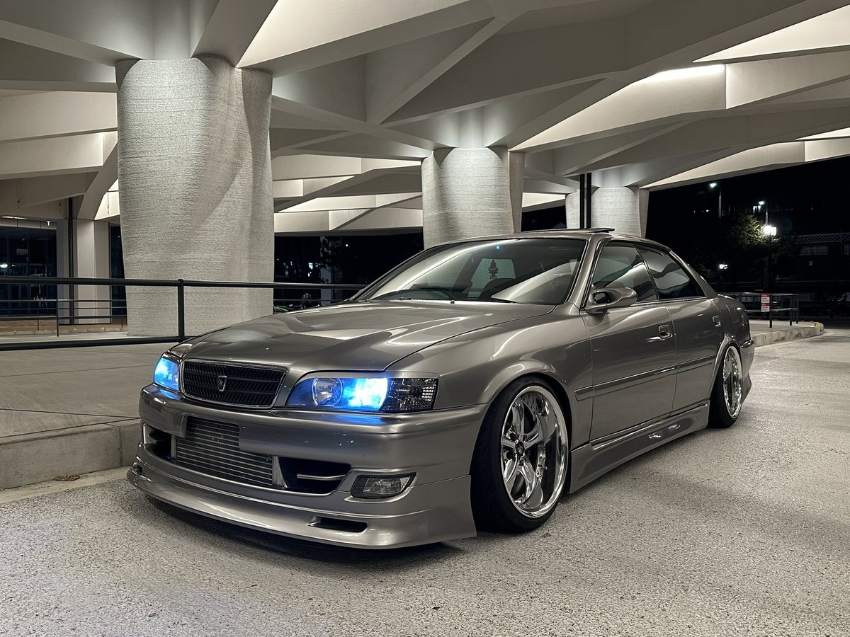 特撮 Dusk Chaser F1xA8hGaIAAS_d1.jpg