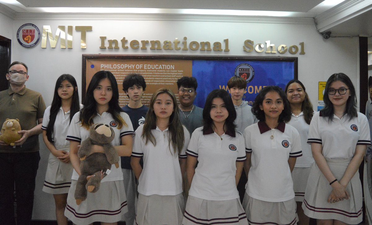 MITISPH's tweet image. With smiles upon our faces! 
Be part of our community, be a MITISzen. There is success for every learner.
Contact us: (632) 8809-16161, info@mitis.edu.ph
#successforeverylearner
#MITIS