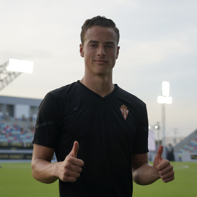 RealSporting's tweet photo. Comunicado oficial: Esteban Lozano.

#RealSporting