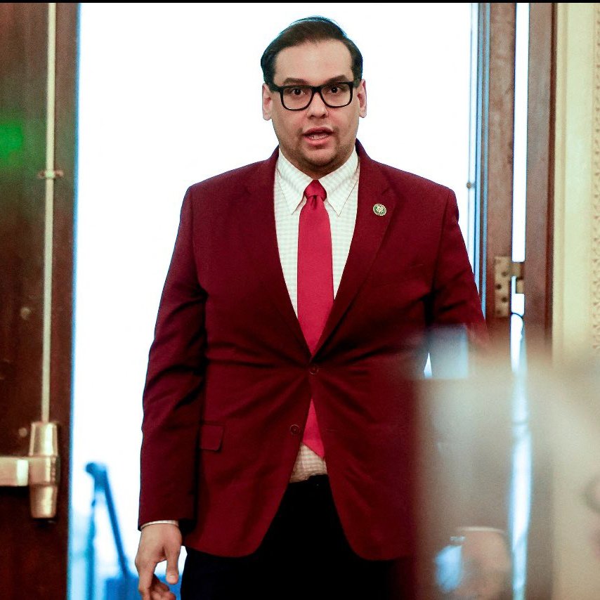 dieworkwear's tweet image. every strained buttoning point is now just an homage to this site