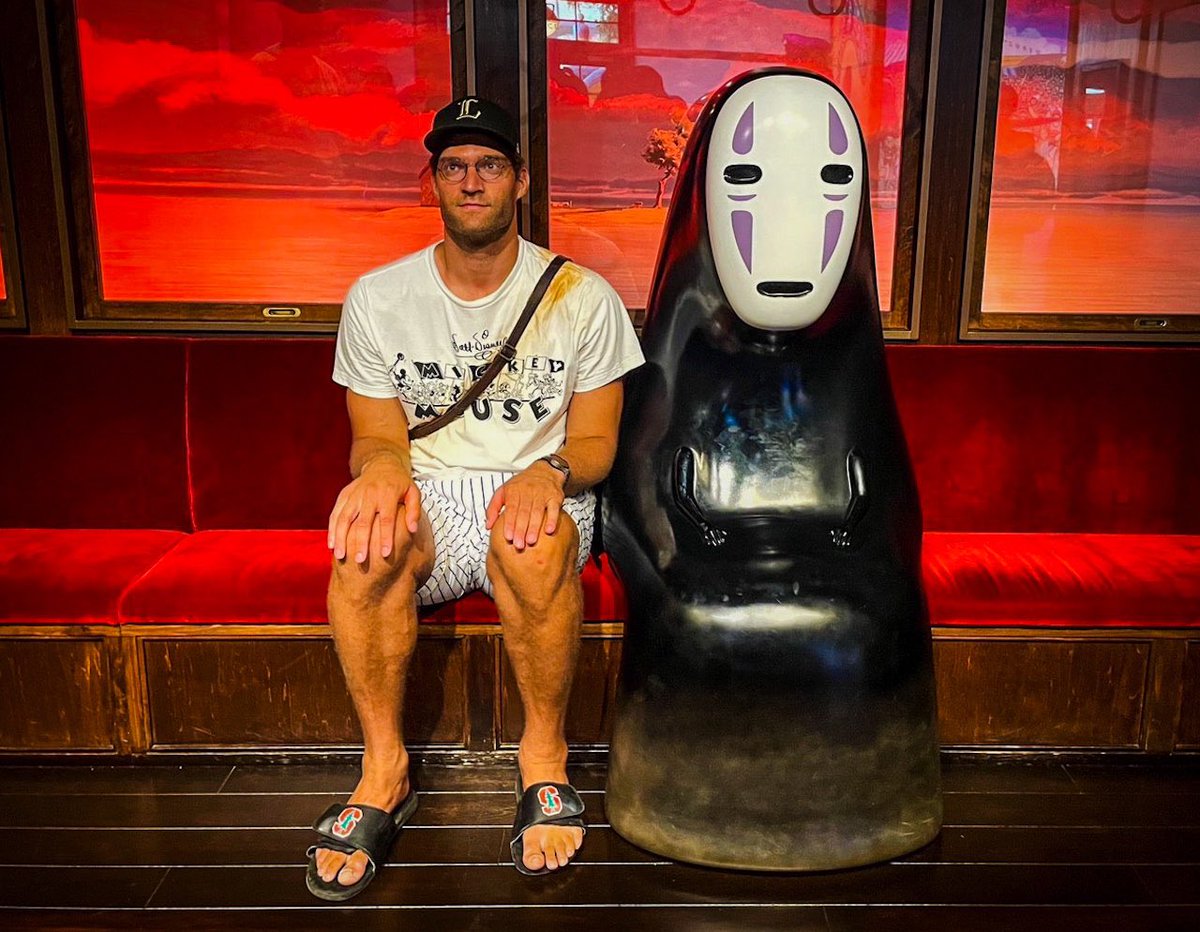 LeBronCaruso's tweet photo. マジでどんだけ日本好きなんだよwwww https://t.co/Wc6ASucDiK