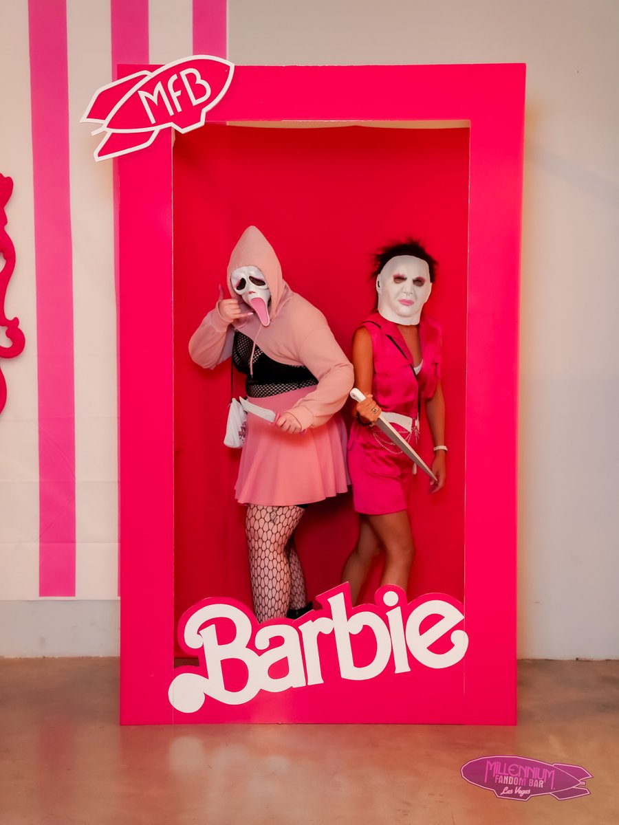 FandomBarLV's tweet photo. https://t.co/Tk2qXwiMLU #MFBLV #Fandom #FandomBar #FandomBarVegas #FandomCocktails #Cosplay #CosplayBar #VegasCosplay #LasVegas #MillenniumFandomBar #FandomLifestyle #CosplaysAndCocktails #Geeks #Nerds #Mattel #Dolls #Barbiedoll #Barbiegirl #Barbiestyle #pink #Ken #Barbie📷 https://t.co/ZRRtfBd3CG