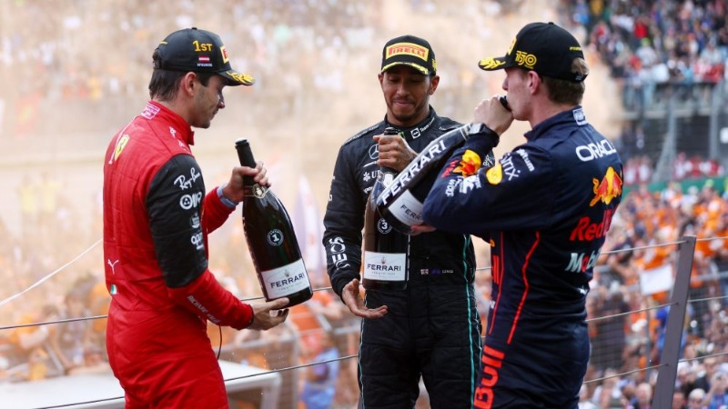 Formula0_versee's tweet photo. @LewisHamilton0F VENCE O GP DA ESPANHA!

O INGLÊS FOI ESPETACULAR E NO FINAL SEGUROU BEM AS INVESTIDAS DE @CharlesLecF1V E @mv33_formula0 QUE COMPLETARAM O PÓDIO

PONTOS DUPLOS PARA A @williamsfzero.

@FAlonsoF0 TERMINA EM 5º https://t.co/6BqvndNqwd