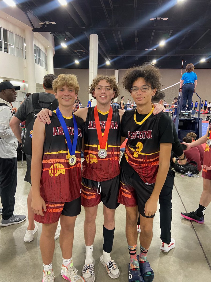 Wolves past and present ending their summer by bringing home some hardware at the USA Volleyball All Star Championships!

L-R: Zach Barnett ‘26, Ryder Kelley ‘23, Ethan Dye ‘26
