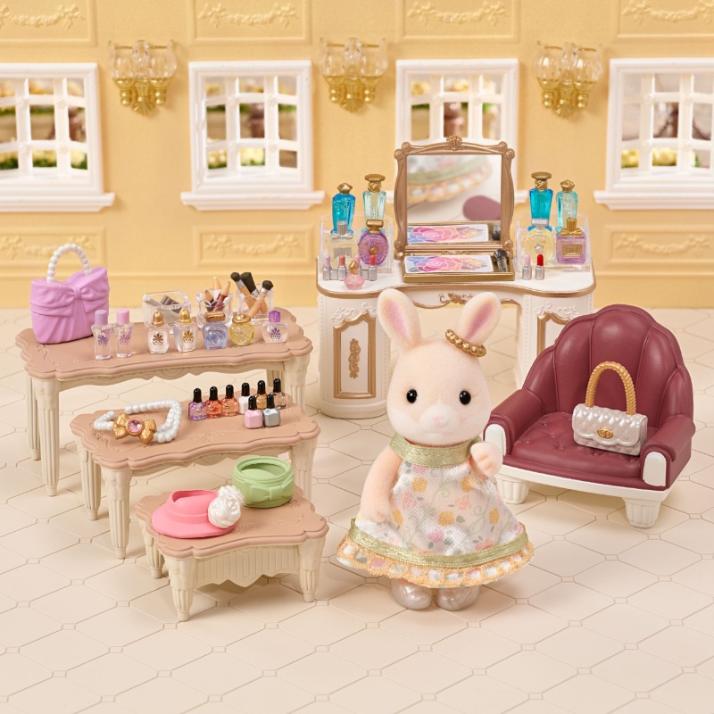 SylvanianEC_JP's tweet photo. フォロー＆RTで当たる❣️
公式SNS #プレゼントキャンペーン✨

オリジナル新商品『街のコスメティックサロン』を抽選で合計2名様にプレゼント🎁

①@SylvanianEC_JP をフォロー 
②7月30日 23:59までにこの投稿をリツイート

 #シルバニアファミリー #シルバニアオンライン