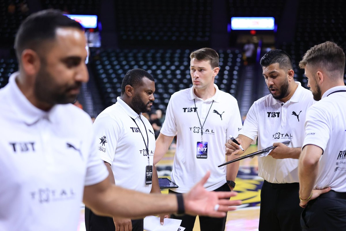 Monty Patel tweet media