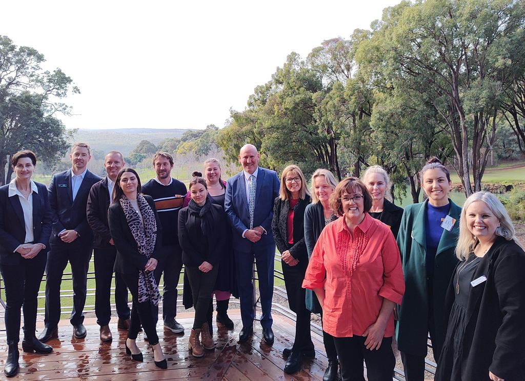 CfE_WA's tweet photo. @educationlisa helped to launch the new iteration of the Centre for Excellence in the Explicit Teaching of Literacy. She implored the schools to assist in raising the Literacy level of primary students. @WA_Edu_News
#CfEWA #Excellenceinteaching #interns #CentreSchools https://t.co/nUZp8NQw9M