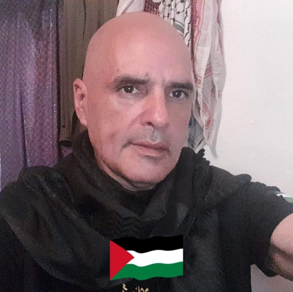 Hace poco más de un mes detuvieron a Cristian Díaz, un activista palestino que amenazó a la comunidad judía a través de una publicación en redes contra 'BA Celebra Israel' del @gcba. Su abogado, Eduardo 'el negro' Soares (foto izq) relacionado con mapuches y otros terroristas.