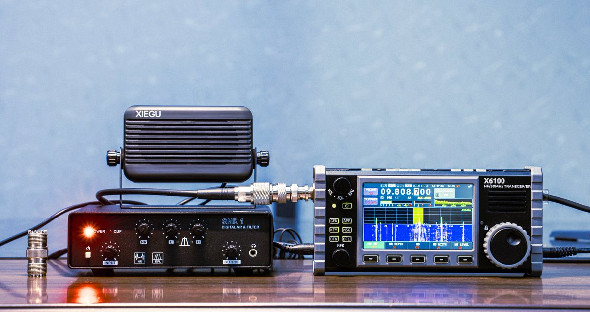 What will happen when they get together?🧐🧐                              #Xiegu #X6100 #GNR1 #GYO3 #hamradio #sdr #hfradio #qrp