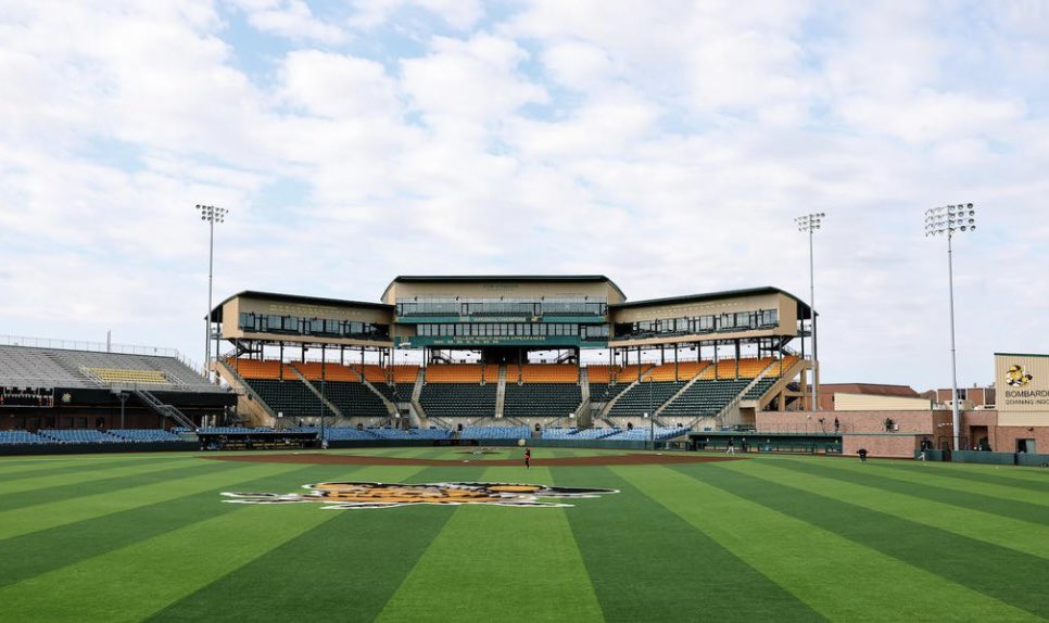 #goshockers #committed <a href="/aclaggs10/">Anthony Claggett</a> <a href="/GoShockersBSB/">Wichita State Baseball</a> <a href="/HeritageWar/">Heritage War Eagle Baseball</a> <a href="/AREXPRESSNATION/">Arkansas EXPRESS</a>