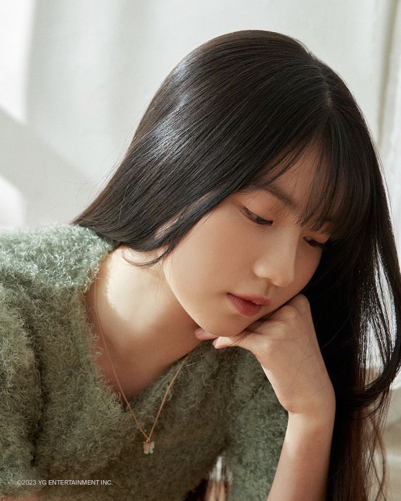 asacults's tweet photo. PRETTIEST GIRL I’VE EVER SEEN LIKE- ENAMI ASA I’M SCREAMING https://t.co/xMaa5J3V0f
