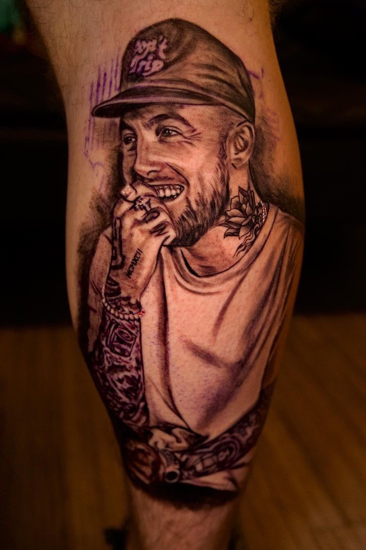 OffTheWallace4's tweet photo. @MacMillerMemoir https://t.co/RynsRioxJT