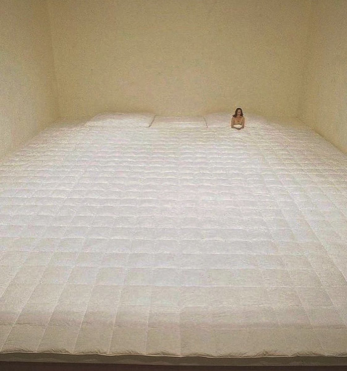 this is how it feels to sleep without him