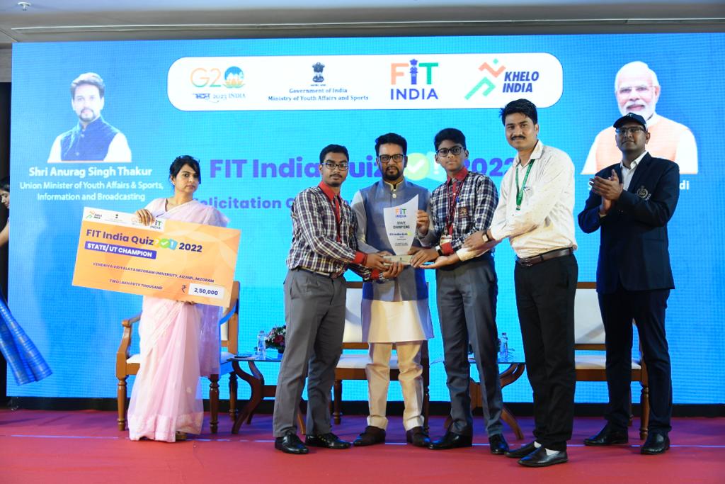 KAizawl's tweet photo. 🇮🇳 FIT India Quiz 2022 🏆
Honoring exceptional students Shlok Singh (Class X) &amp; Pushpangsu Sarkar (Class XII) &amp; mentor Mr. B.L.Verma from KVMZU.Felicitated by Hon'ble Shri Anurag Singh Thakur,Union Minister of Youth Affairs &amp; Sports. 🎉Congrats on their remarkable achievements. https://t.co/sf9NGnEMrY