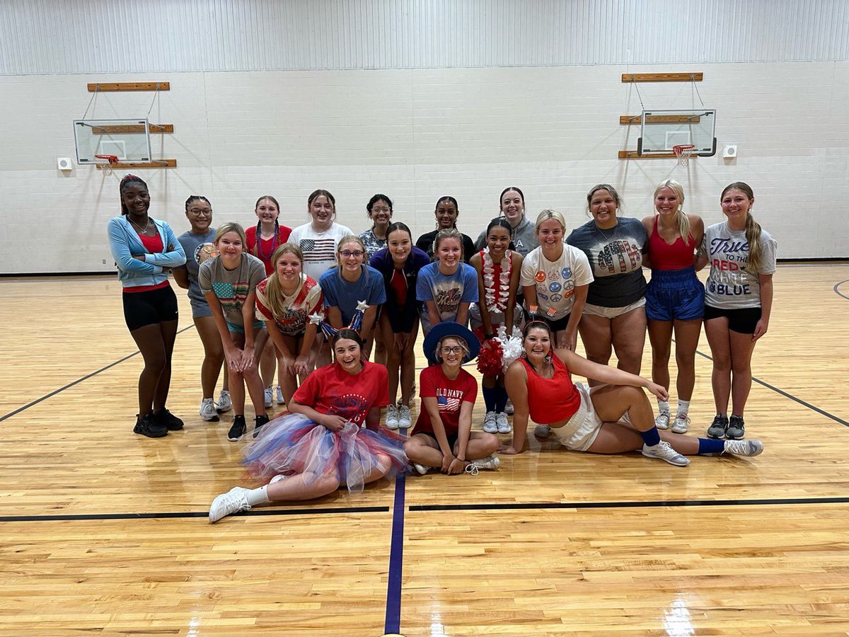DHSBroncoCheer's tweet photo. The 2023-2024 Bronco Cheerleaders had a very successful hell week!! We learned a new skill and had a great time as a team! It’s always a great day to be a Bronco💜💜 https://t.co/GBdZCGCVR2