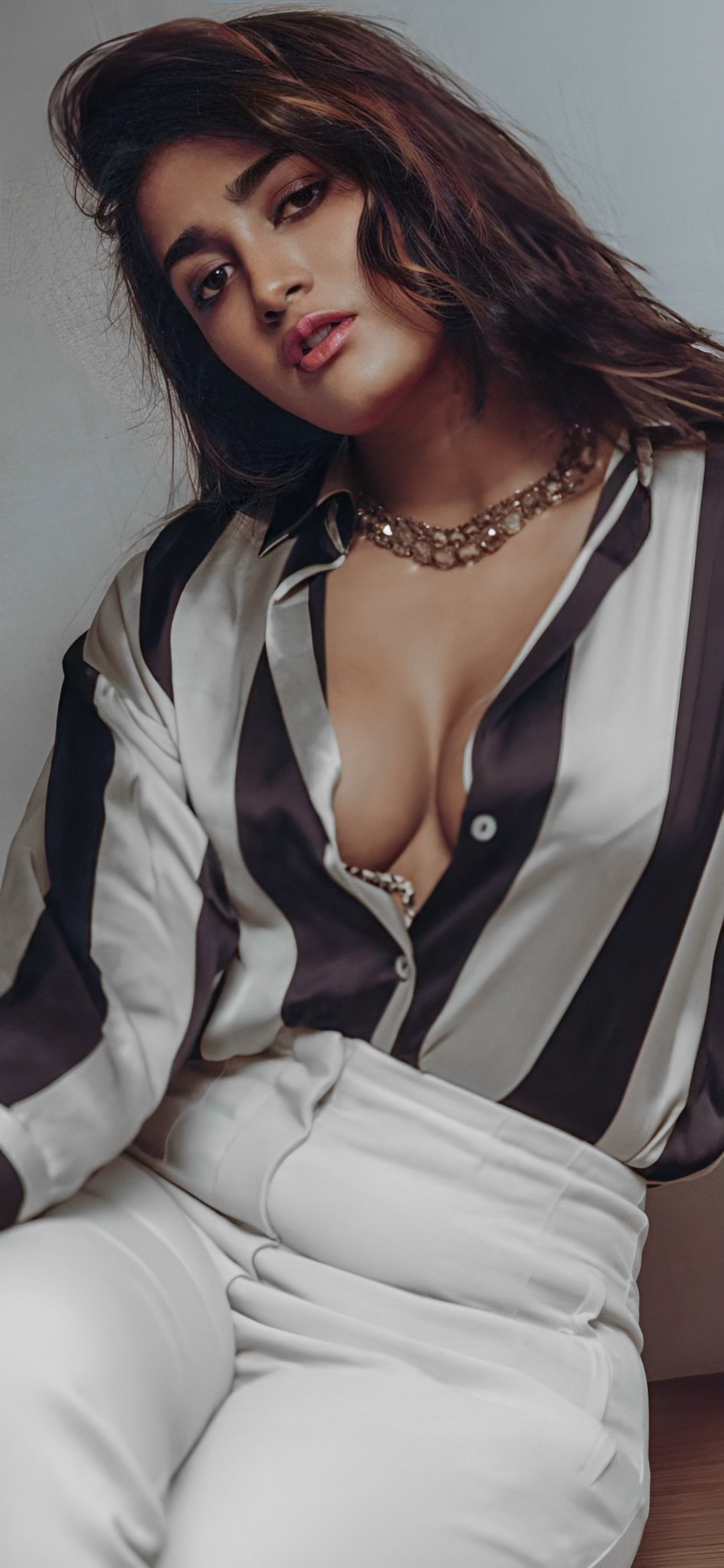 F1xYFx6aEAASXol?format=jpg&name=large