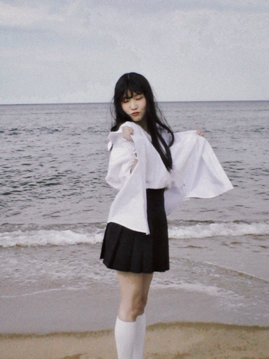 FLUFFYSNOWWW's tweet photo. 3rd Single ‘𝑺𝒂𝒊𝒍𝒐𝒓𝒔’ Photo 🌊

🗓️ 2023. 07.27 12PM (KST)

#FluffySnow #플러피스노우
#Sailors #FluffySnow_Sailors https://t.co/fSKs8jkDMS
