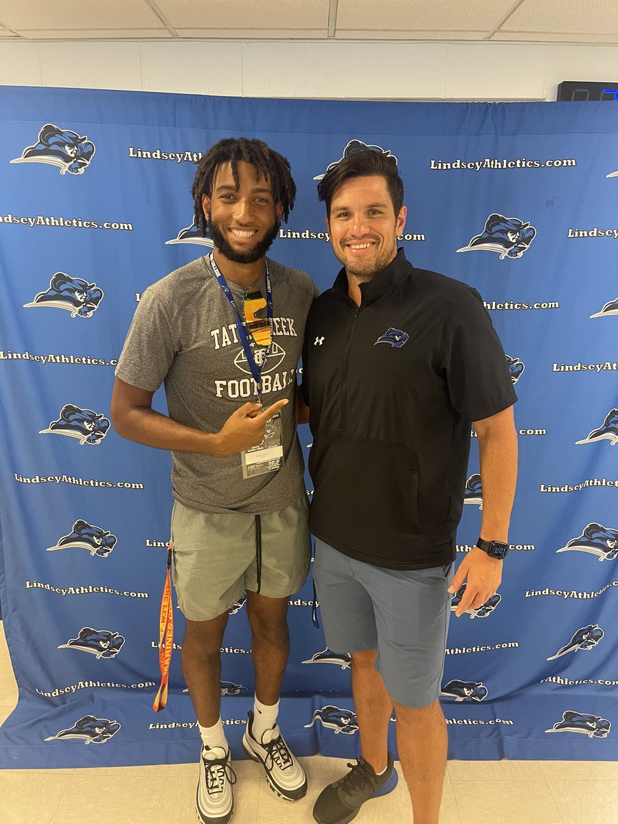 Had a great time at Lindsay Wilson!! Go blue raiders <a href="/CoachMWright/">Matthew Wright</a> <a href="/Jhawks9/">Jonathan Hawks</a>