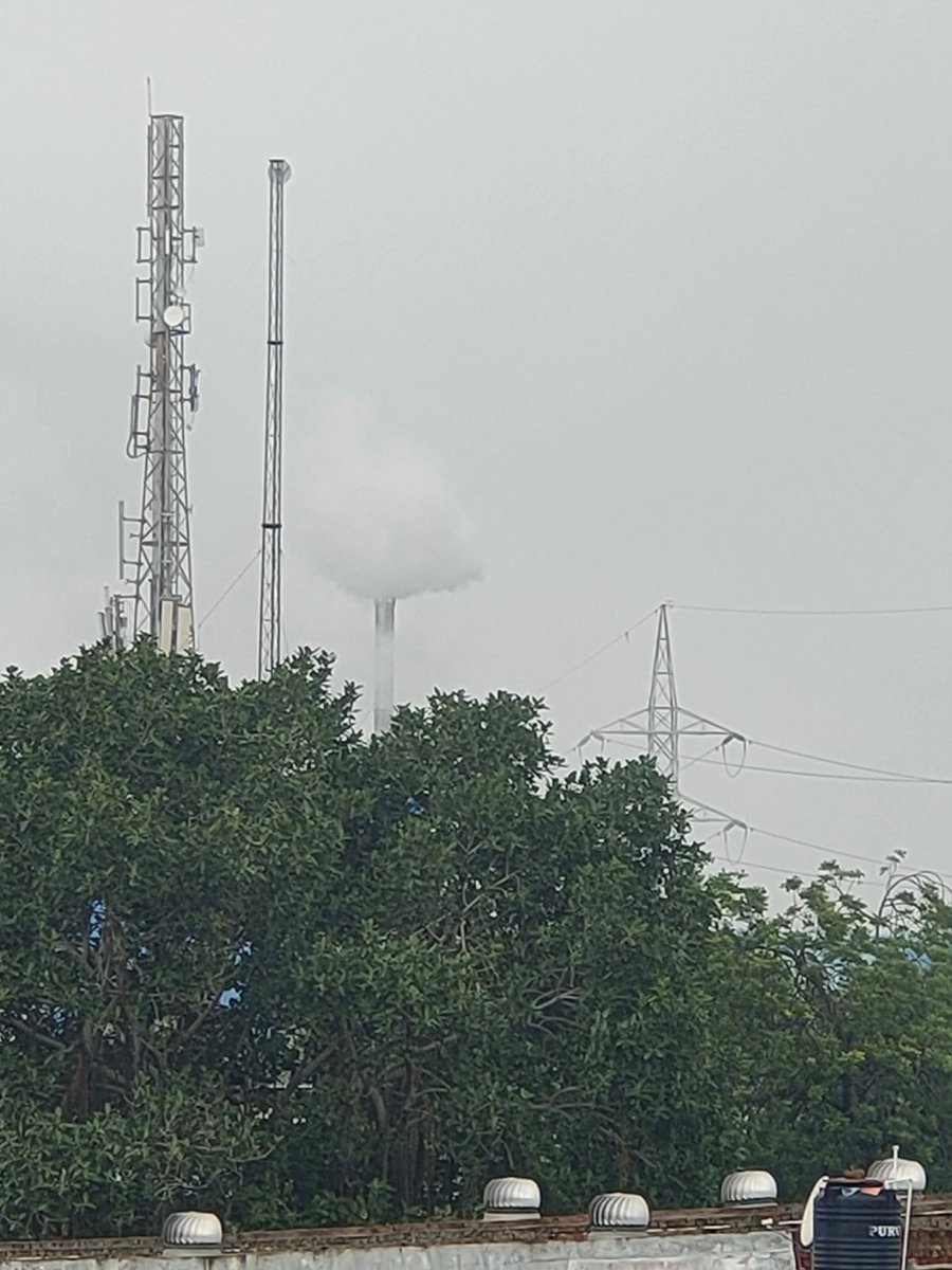 Sandip0247's tweet photo. અમારી સોસયટી ની આજુબાજુ આવેલ કારખાના માંથી ધોળા દિવસે જેહરિલો ગેસ છોડવા માં આવે છે જેના લીધે તમામ રહીશો ને શ્વાસ લેવા માં તકલીફ પડી રહી છે અને બાળકો માં તાવ અને જાડા ઉલ્ટી ના રોગ નું પ્રમાણ વધી રહ્યું છે.
સરનામું:ગણેશપાર્ક સોસાયટી ,વિરાટનગર રોડ, ઓઢવ,અમદાવાદ-૩૮૨૪૧૫
@AMC_Complaints https://t.co/jTDNA8jEIX