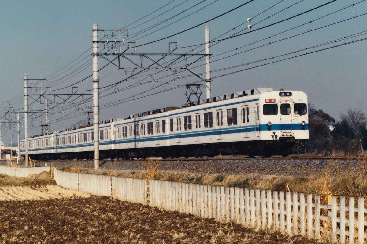 TOBU2003_2006's tweet photo. 【S氏のアルバムより】
5050型
5551編成＋編成不明＋編成不明
準急　浅草行 https://t.co/qcn6mGJChI