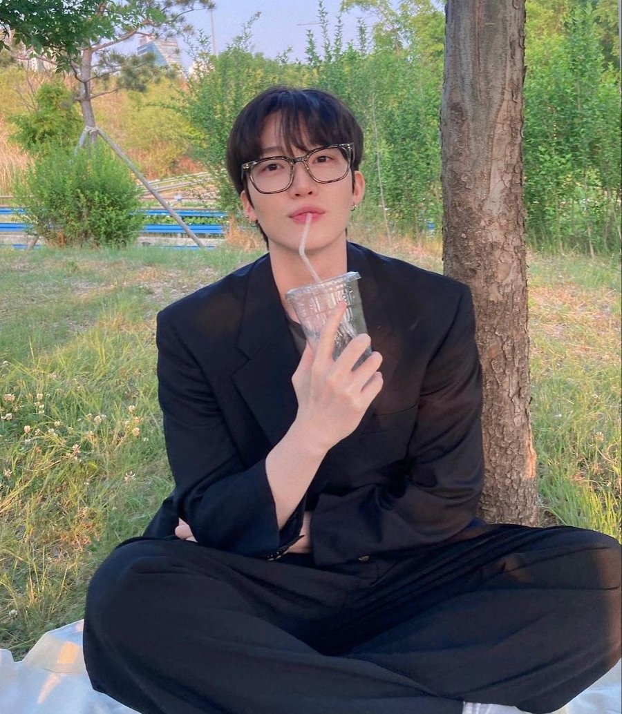 leeuinbot's tweet image. ｡･ﾟ♡ﾟHoli, soy un bot de Uin y estoy aqui para recordarte que te amo al igual que Vienx te ama, si me necesitas puedes @ o escribirme al dm, estaré ahí. 💚ﾟ• ｡