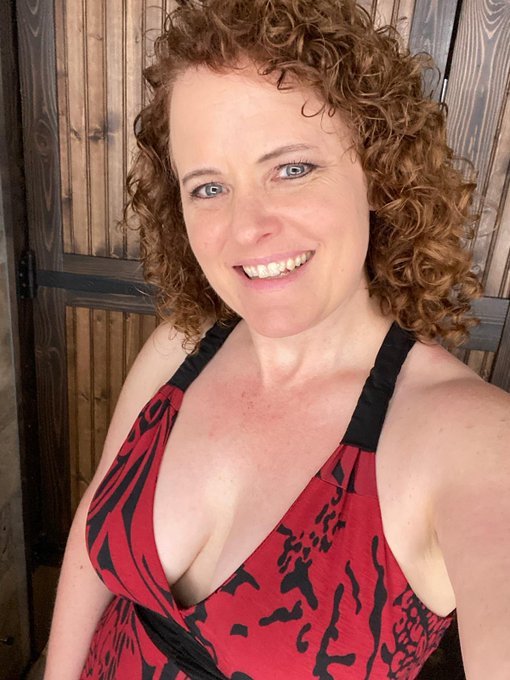 I had fun Saturday with two different outfits. https://t.co/2sQH8znQ0g  #redhead #milf #lingerie #summerfun<a href="/tag/lingerie"class="tags"><span>#lingerie</span></a><a href="/tag/redhead"class="tags"><span>#redhead</span></a><a href="/tag/summerfun"class="tags"><span>#summerfun</span></a><a href="/tag/milf"class="tags"><span>#milf</span></a>