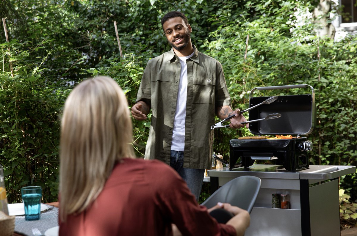 KampeerMagazine's tweet image. Draagbare barbecues zijn een geweldige manier om van het buitenleven te genieten terwijl je heerlijke maaltijden kookt. #barbecue #barbecues #bbq kampeermagazine.nl/haal-alles-uit…