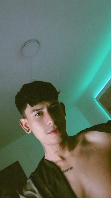 Missing you at my live show @Stripchat 😍. Drop in 👉 https://t.co/STjZNs16Fk&hellip; #stripchat #stripchatlive<a href="/tag/stripchat"class="tags"><span>#stripchat</span></a><a href="/tag/stripchatlive"class="tags"><span>#stripchatlive</span></a>