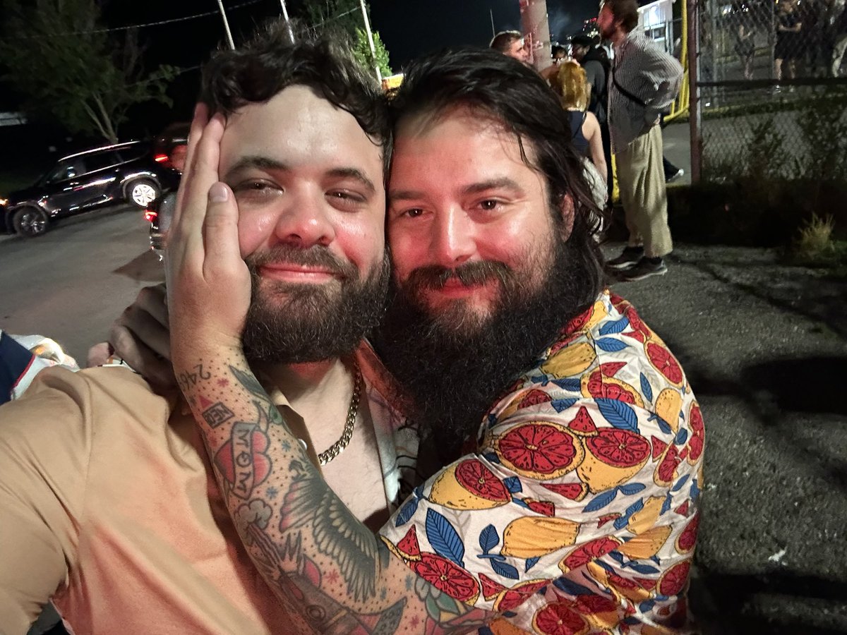 LiquidHbox's tweet photo. he said he hated me 5 times and hugged me 9 times https://t.co/Wugtg29OYd