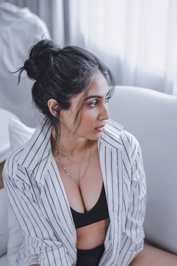 F1xyTlkaAAAPYM2?format=jpg&name=900x900