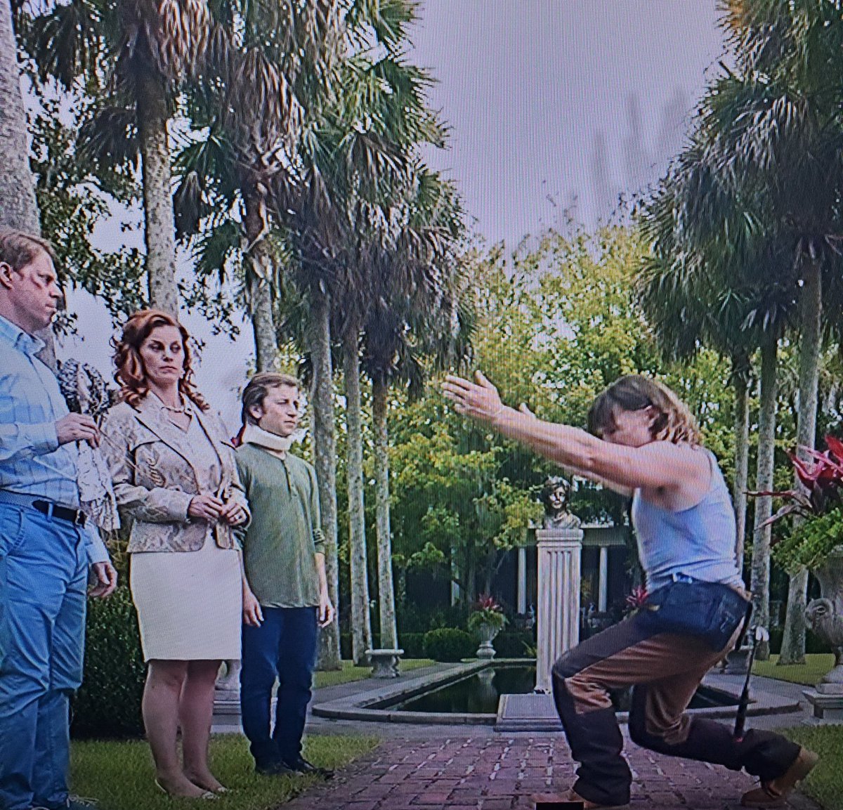 I 💖 Tony Cavalero on this show!! Always taking the big swings.
But what exactly was...this..? 😆
Poor lovelorn Keefe.
#RighteousGemstones #TonyCavalero