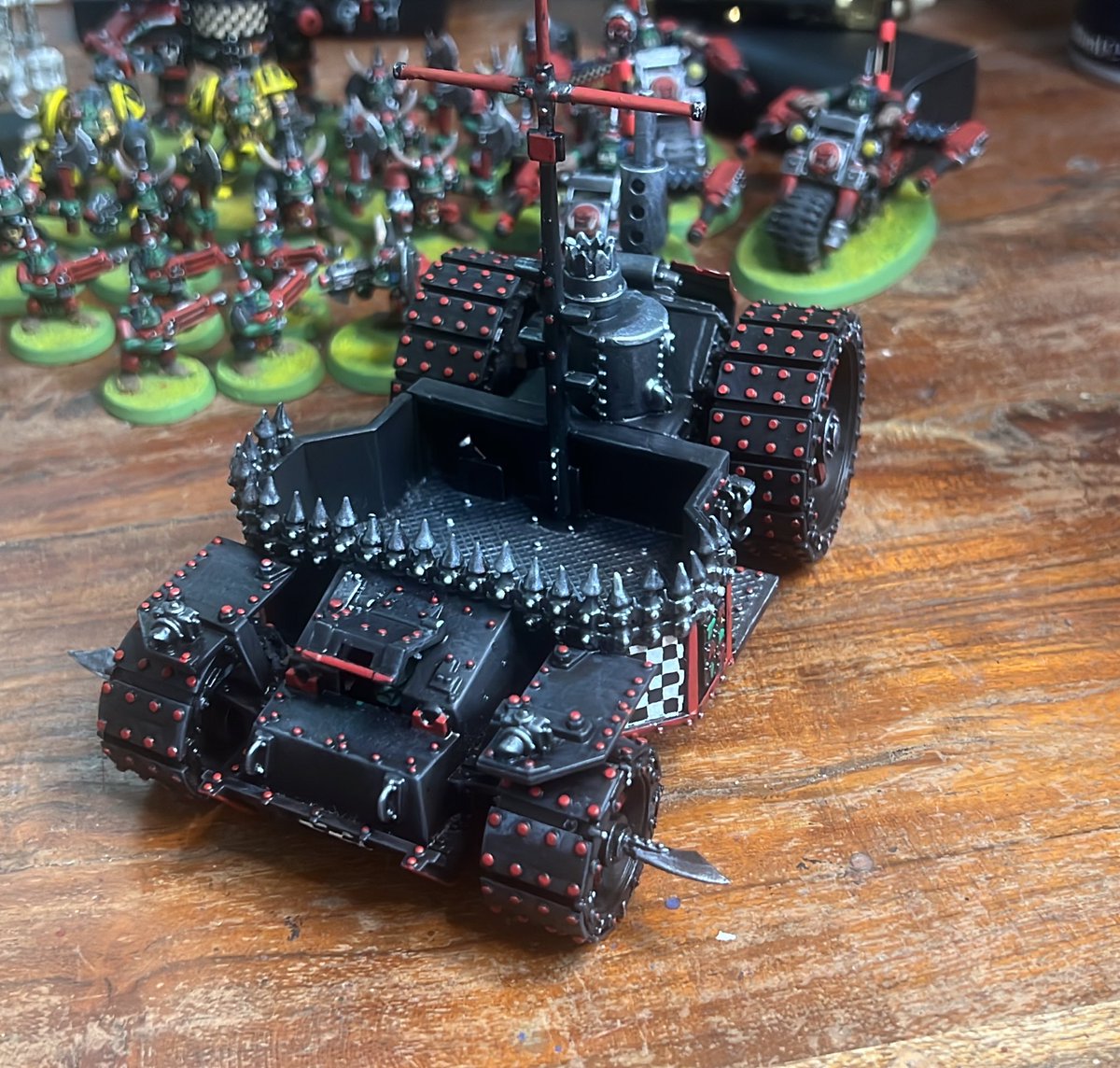 Marko uomoselvaggio tweet media