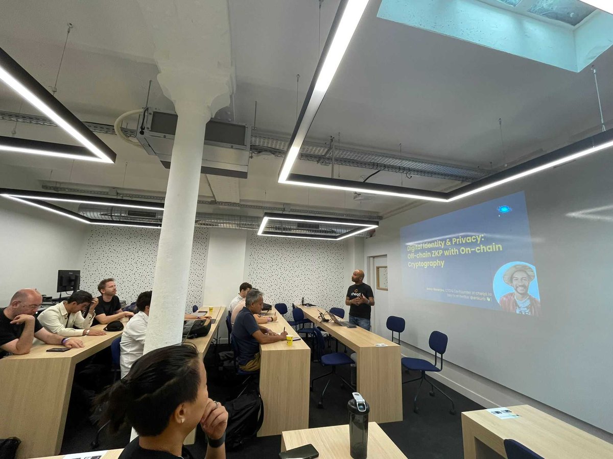 cheqd_io's tweet photo. Nice to see a good turnout for @ankurb's talk on "Digital Identity & Privacy: Off-chain ZKP with On-chain Cryptography" @NebularBuilders.
#InterchainReputation is going to be a gamechanger for Web3. πβοΈ https://t.co/YAs92i9GLv
