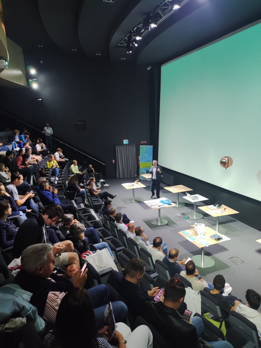 Si è tenuto ieri, all'interno del #tedxcourmayeur, il workshop Be The Founder, in collaborazione con alcune nostre #startup, nonché <a href="/IAR_TYPICALP/">TYPICALP | INNOVATION IN ALPINE DAIRY PRODUCTS</a> <a href="/iaraosta/">Institut Agricole Régional</a> e Mavel.  
Grazie all'organizzazione del TedX per la possibilità, agli #speaker  e il pubblico per la partecipazione.