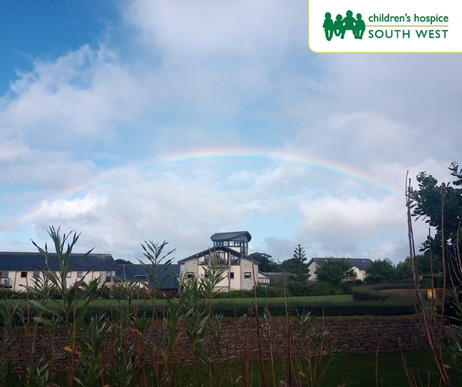 CHSW's tweet image. We want to thank Isaac Dickenson for capturing this beautiful rainbow arching over Little Harbour. 🌈💚

#CHSW #Rainbow #LittleHarbour #HospiceCare