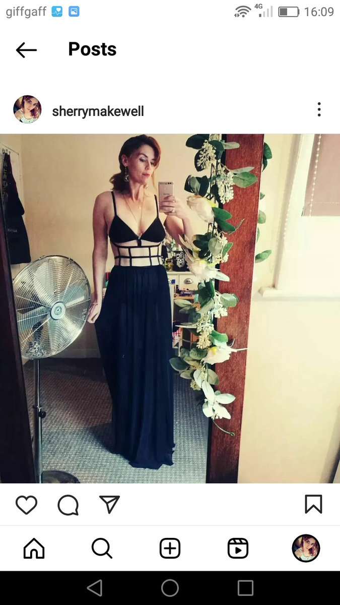 Keeping cool and attractive❤🤘